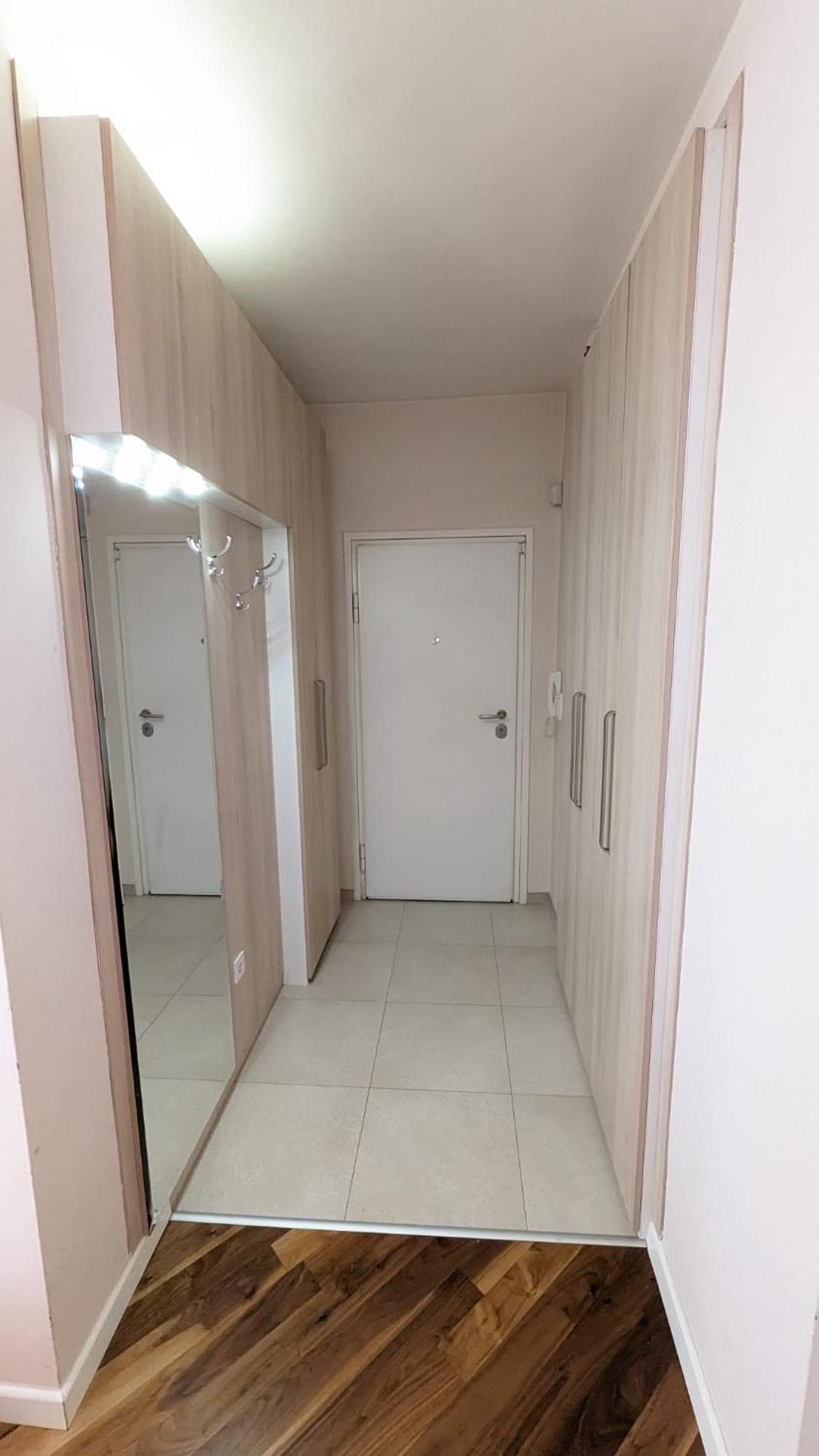 Modern And Cozy Apartment, Excellent Location, Near Sarajevo City Center, 60M2 المظهر الخارجي الصورة